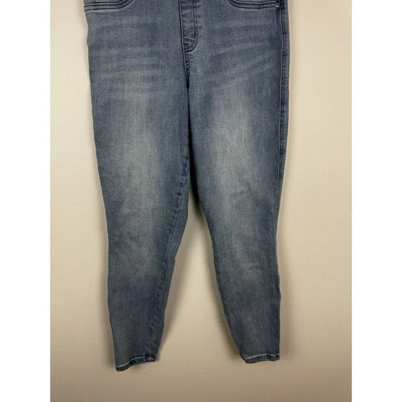 SPANX SKINNY JEAN VINTAGE LIGHT WASH PULL ON JEANS SIZE Medium Petite - Picture 5 of 8